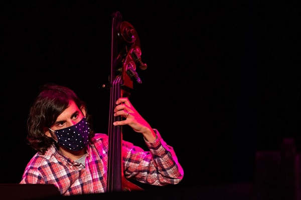 Adam Hopkins performs at the Firehouse Theatre, Photo credit: Peter McElhinney