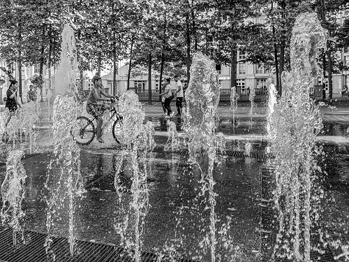 'Water Fun In The Park' by Ed Tepper
